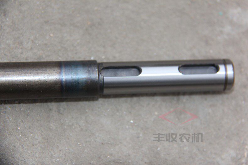 久保田收割机配件488 588扶禾横轴花键轴5H471 46730割台左短特惠