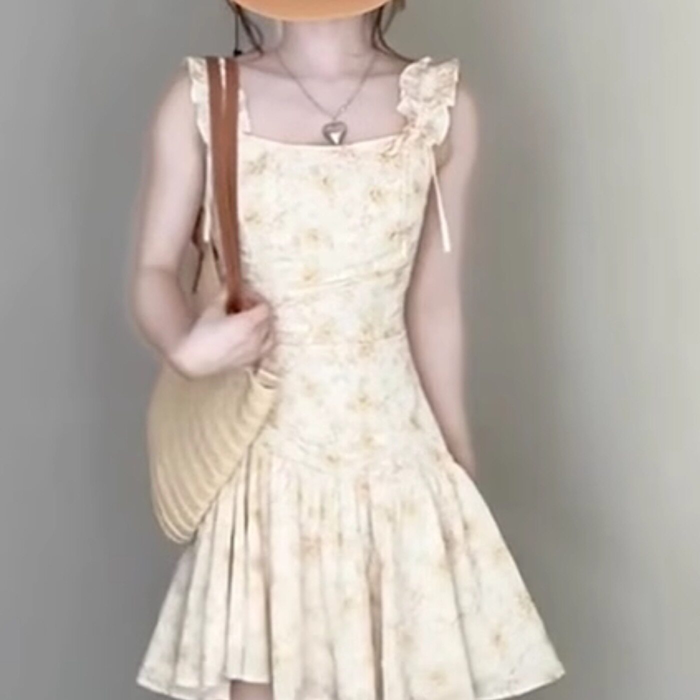 法式黄杏色碎花收腰显瘦连衣裙夏