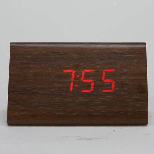 新款直销LED闹钟三角形电子声控木头时钟温度显示木质礼品挂钟座