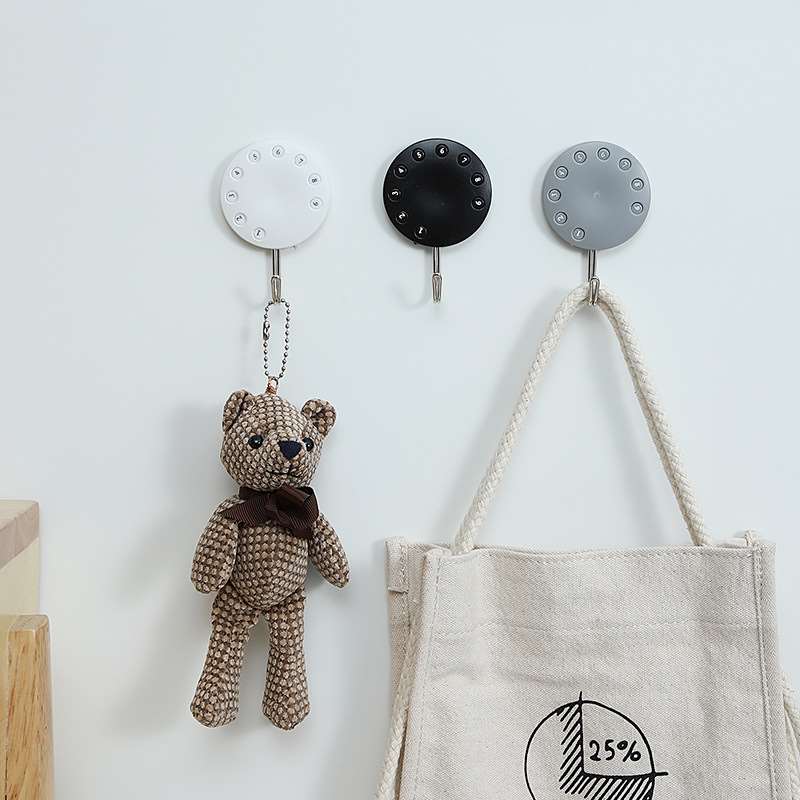 Non-non-cat simple plastic European sticky hook door rear cl