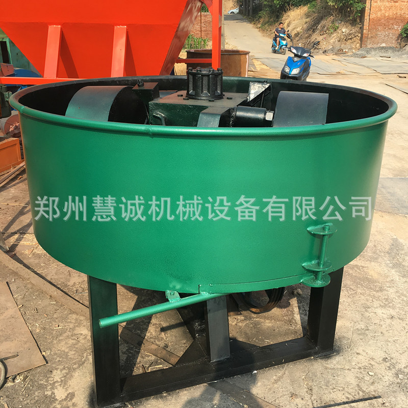 1200型立式平口轮碾搅拌机