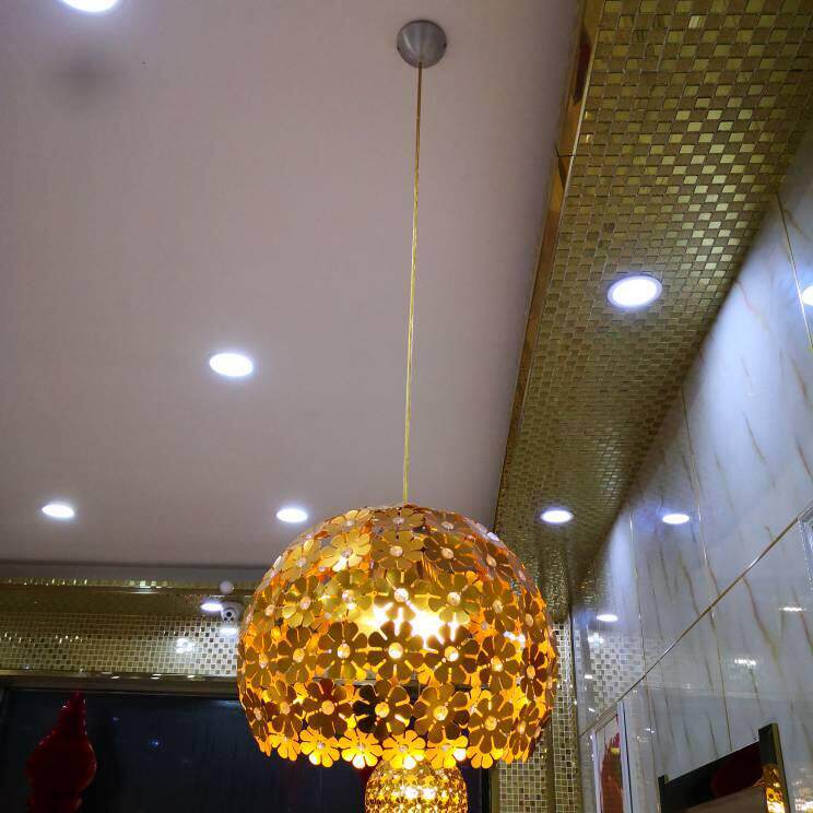 梅花吊灯餐厅饭店餐馆简约现代创意个性吊灯火锅店吊灯铝材圆形灯