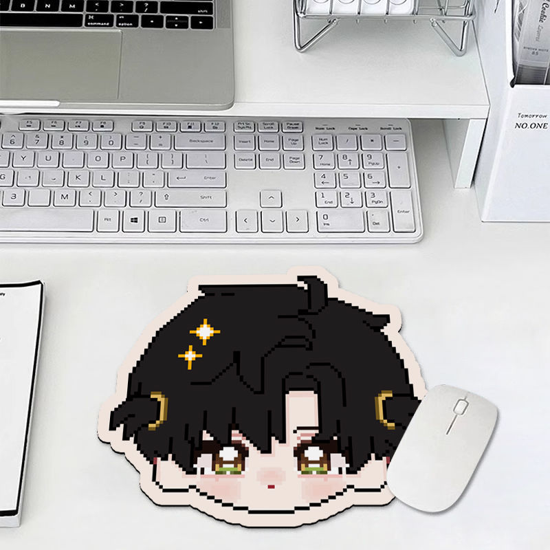 恋与深空像素风小号鼠标垫