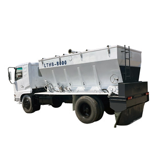 汽车一体粉料撒布车 修路水泥白灰撒布机 大容量公路铺灰机