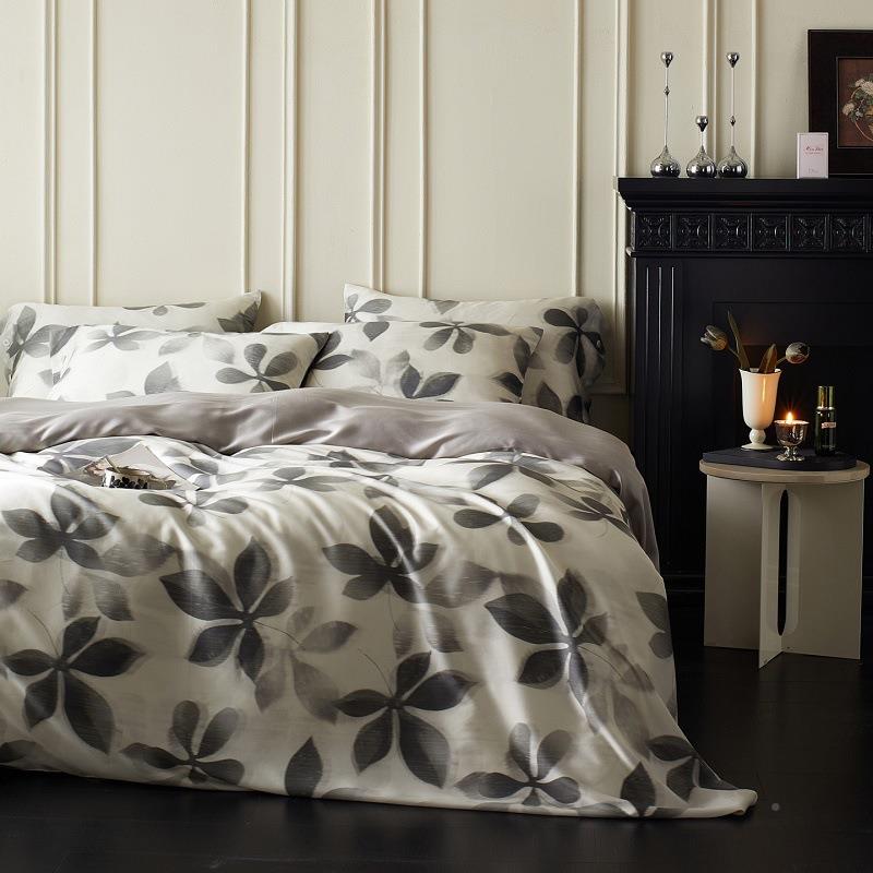 新中丝式东套方写KTD意美学莱赛尔天丝滑凉感床上用品件被套四床