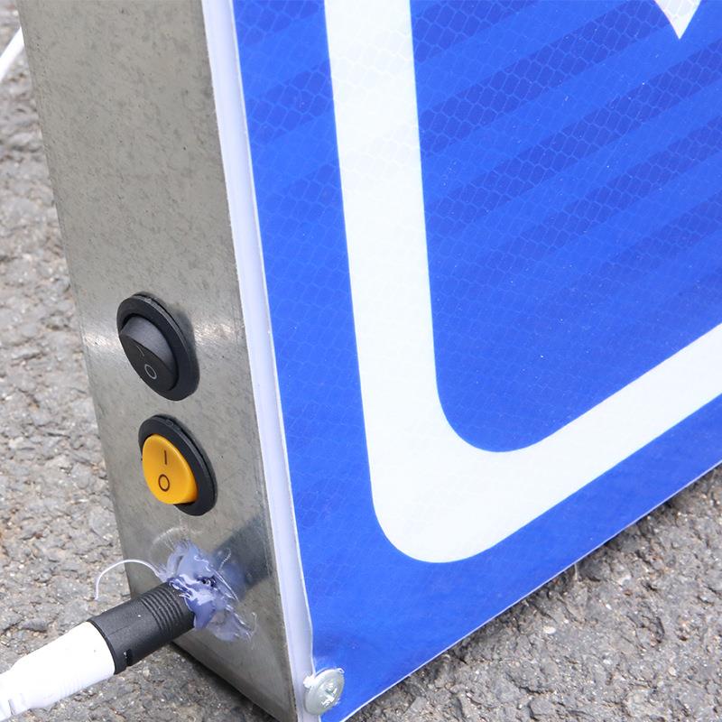 道施工太阳能警示牌志标识标牌道XBW路指路挥减速慢行指示牌示警