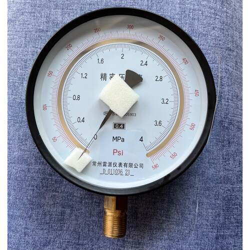 600psi 4mpa 精密压力表 表盘直径150mm 精度0.4级 螺纹m20x1.5