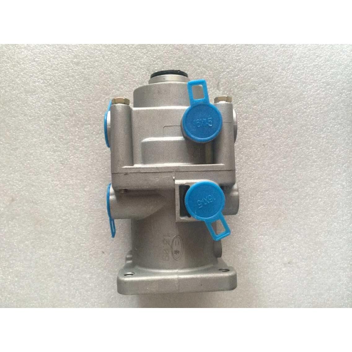 东风153刹车总泵六孔制动总泵刹车大王总泵