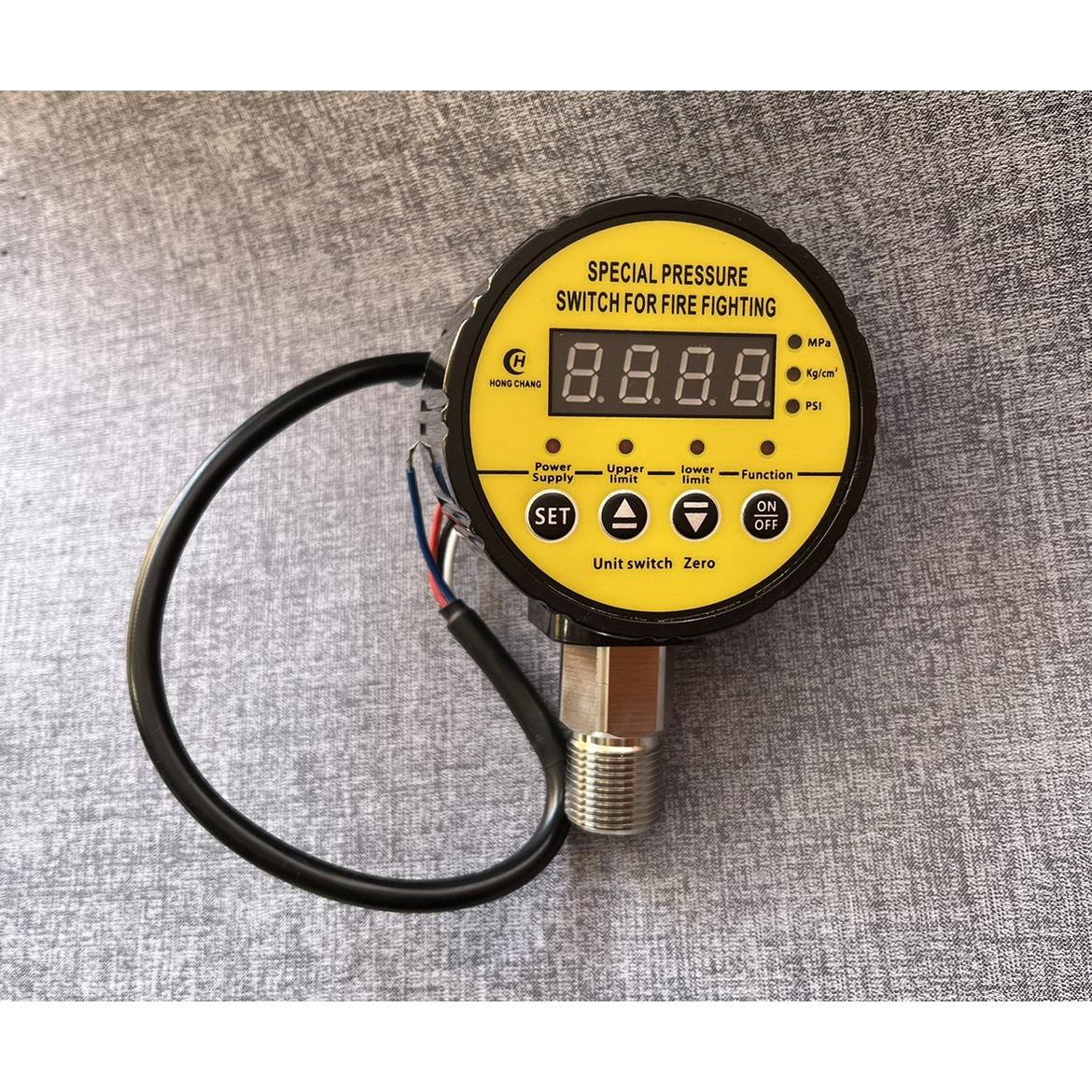 80mm数显压力控制器 HC-Y810-A 压力1.6mpa 电压24v 螺纹M20x1.5