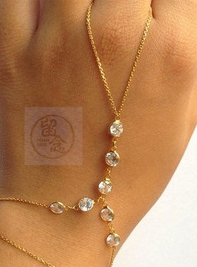 。Hand decoration summer versatile alloy band diamond finger