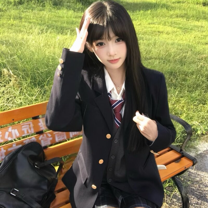云靡学院风JK三粒扣收腰西装外套