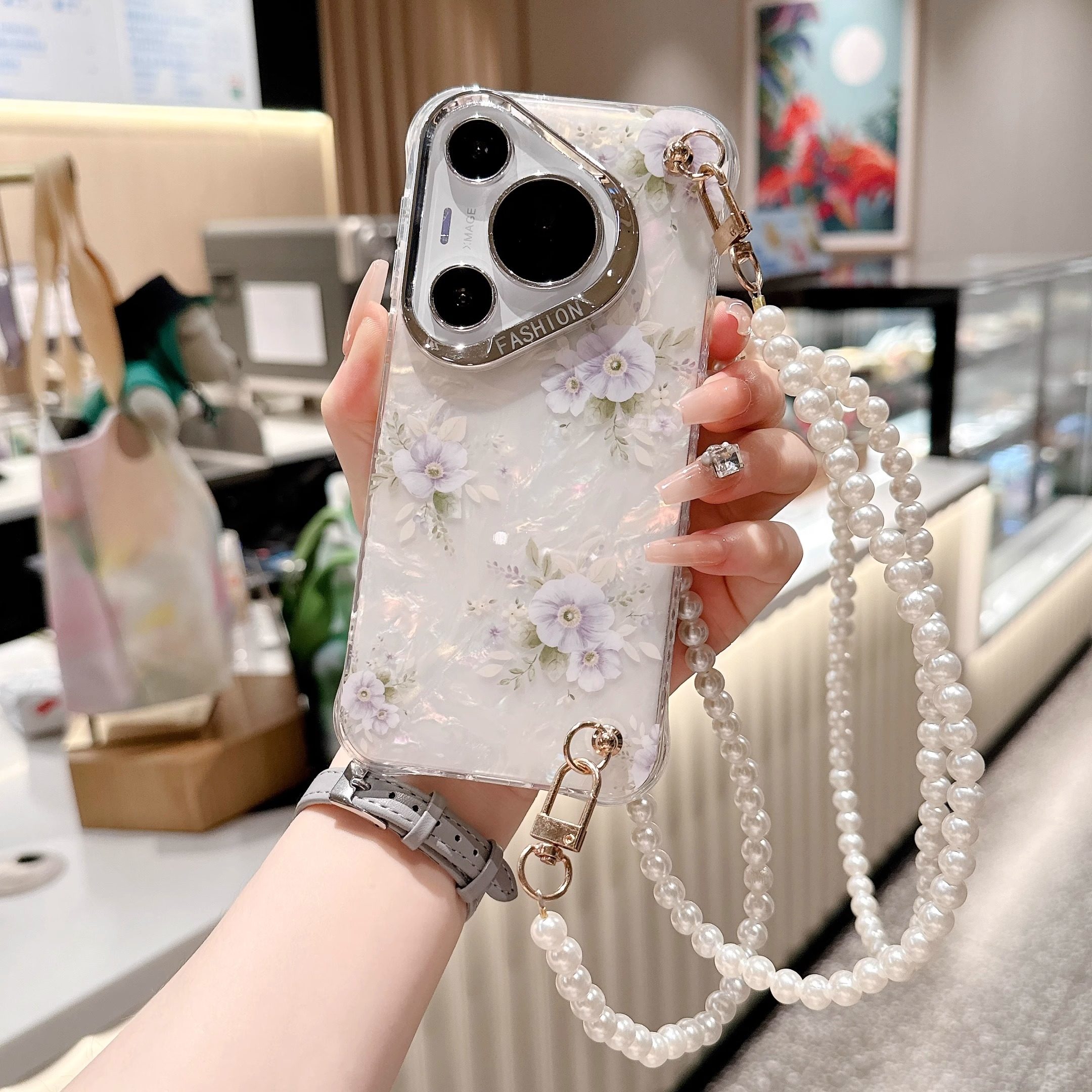 适用华为mate70手机壳珍珠链斜跨Pura70全包防摔60pro+外壳mate50手提斜挎mt40e贝壳纹花硅胶p60网红女新款