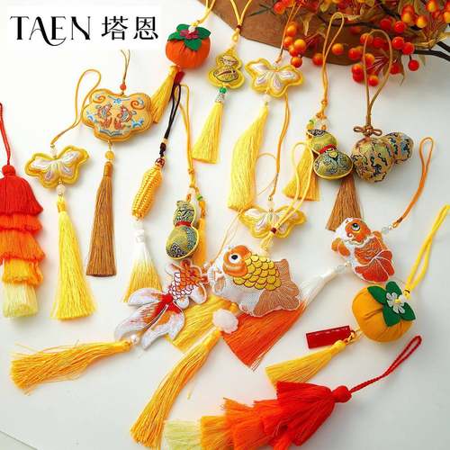 年宵节新款香囊流苏挂饰国潮风新年福桶花束配饰花艺装饰挂件配件