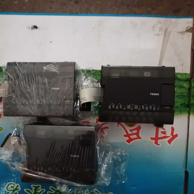 欧姆龙CP1W-TS002原装拆机（崽载电子）