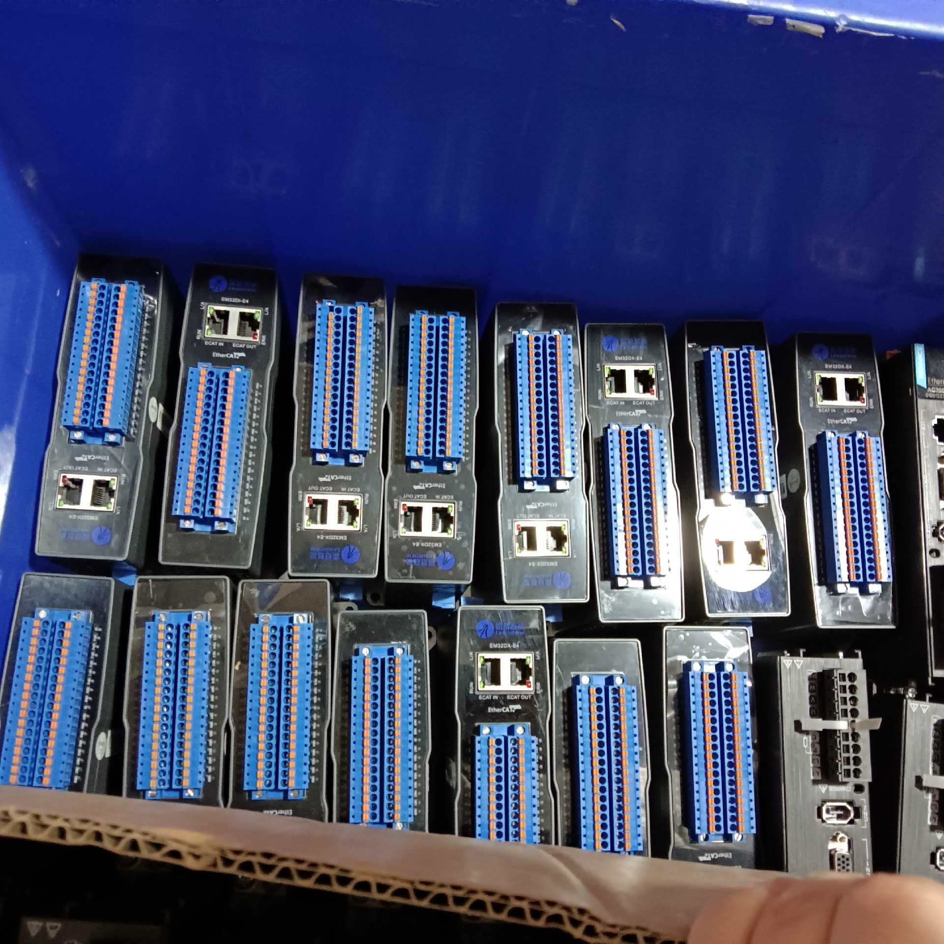 雷赛总线控制模块 EM32DX-E4议价