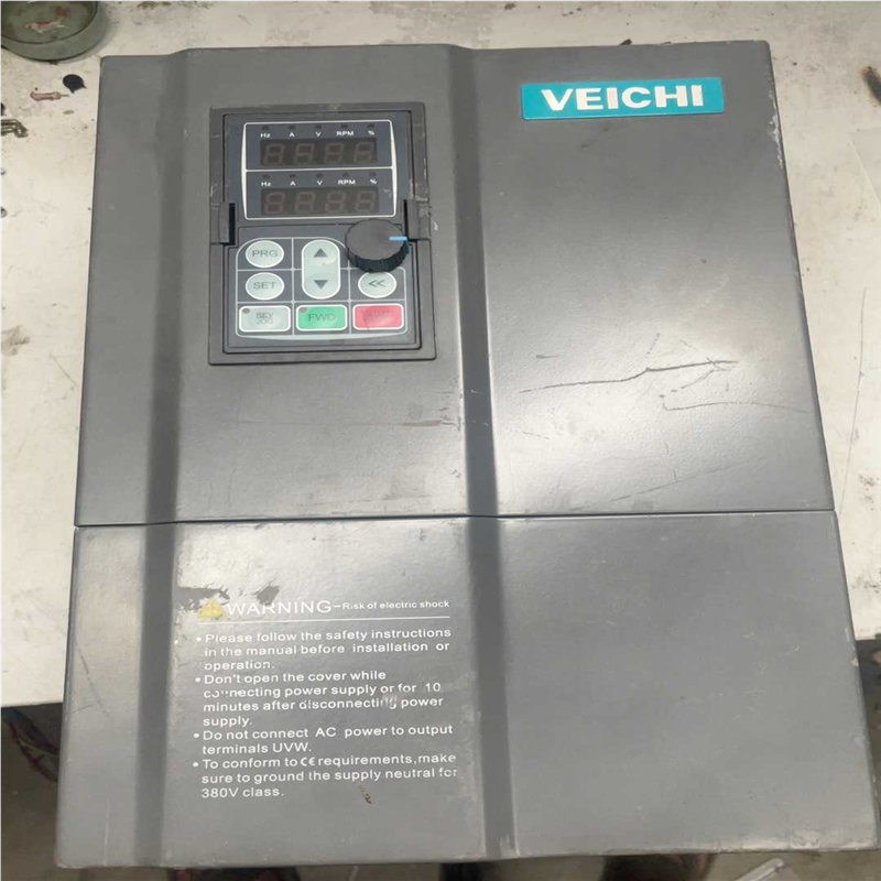 伟创变频器，AC60-T3-020G/030P，三相380V（憨憨电子）