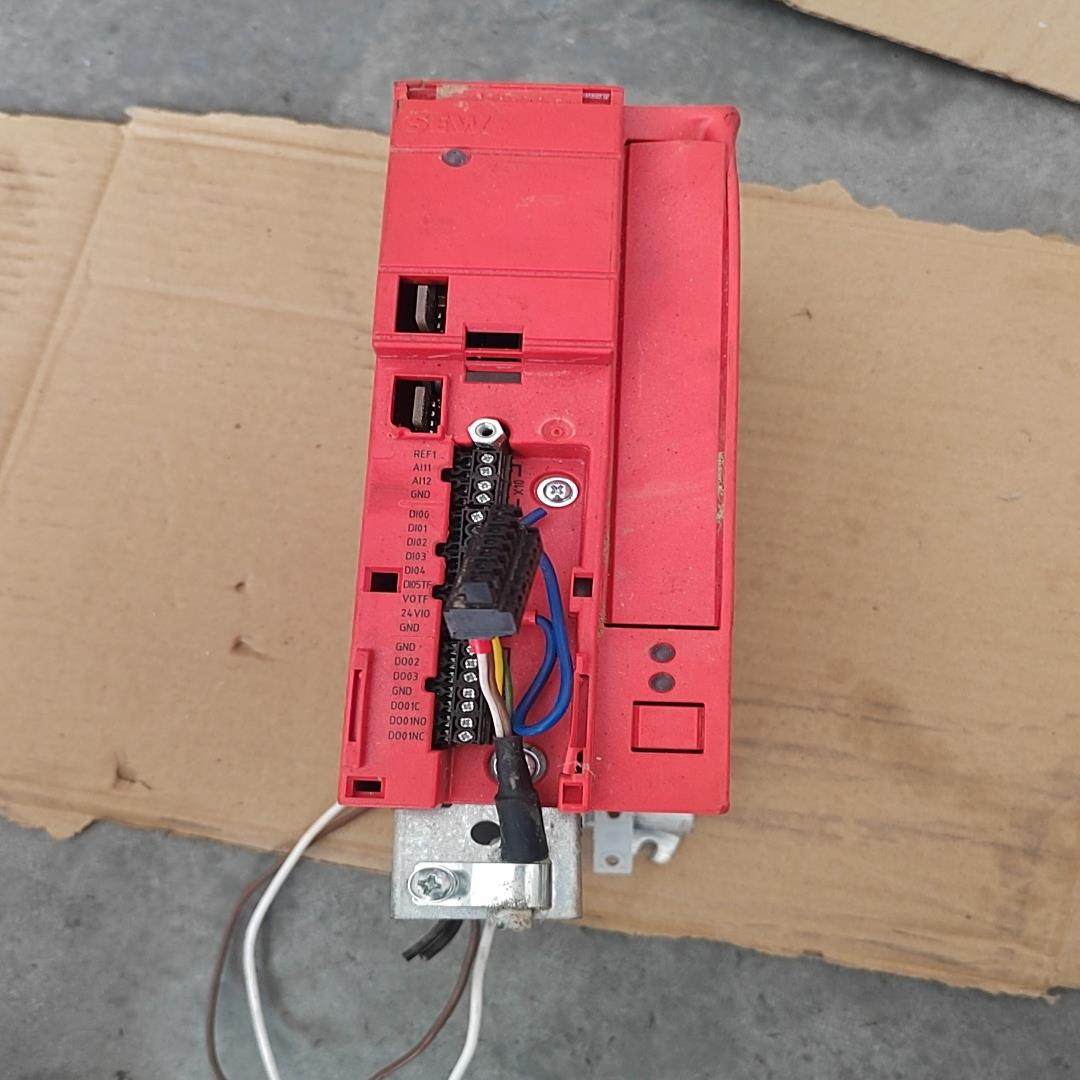 SEW变频器，MC07B0008-5A3-4-00实物拍(崽崽配件）