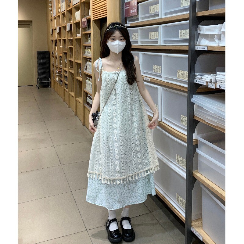 法式复古流苏拼接甜美连衣裙女春夏季新款显瘦气质吊带无袖中