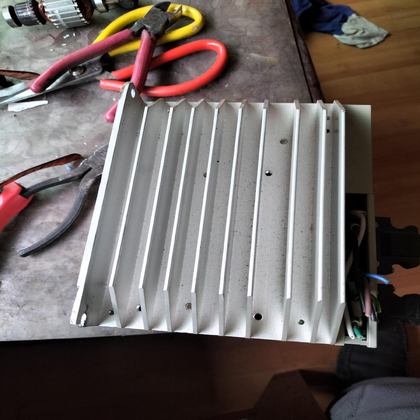 750w安川SGDL-08AP伺服器，功能包好外观漂亮较完好~议价