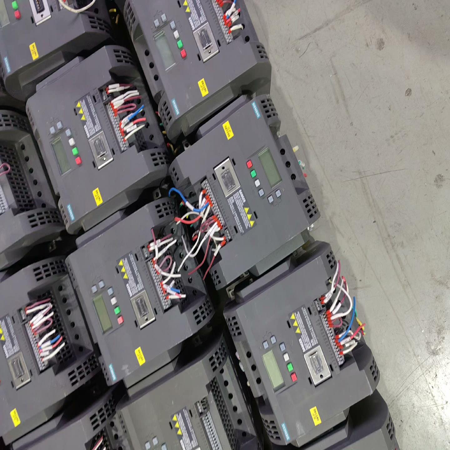 6SL3210-5BE32-2UV0  22KW30KW(崽崽配件）