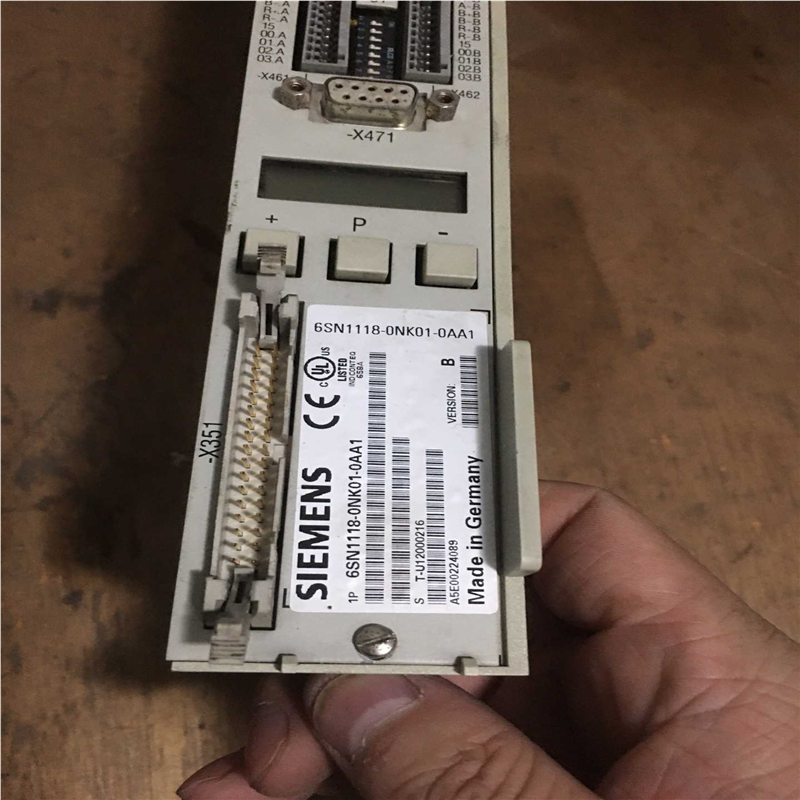 6SN1118-0NK01-0AA1轴卡，成色还不错的~询价