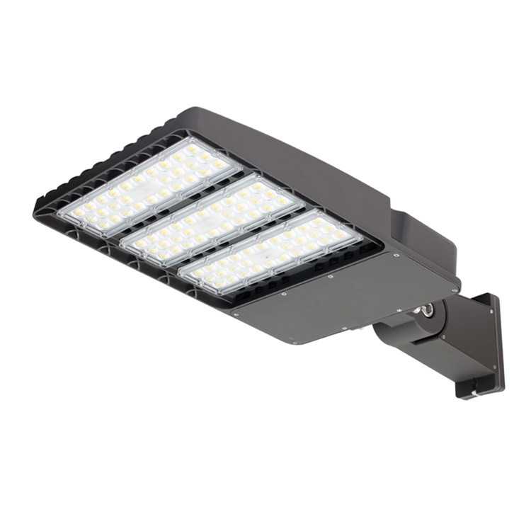 新款直销直销 美式鞋盒灯 LED停车场路灯 压铸高杆 100W DLC UL8