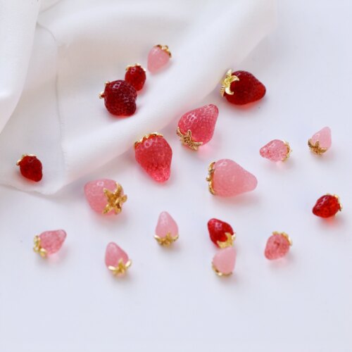 日本进口ins大热清透立体树脂草莓吊饰耳环包挂项链手工DIY配件 - 封面