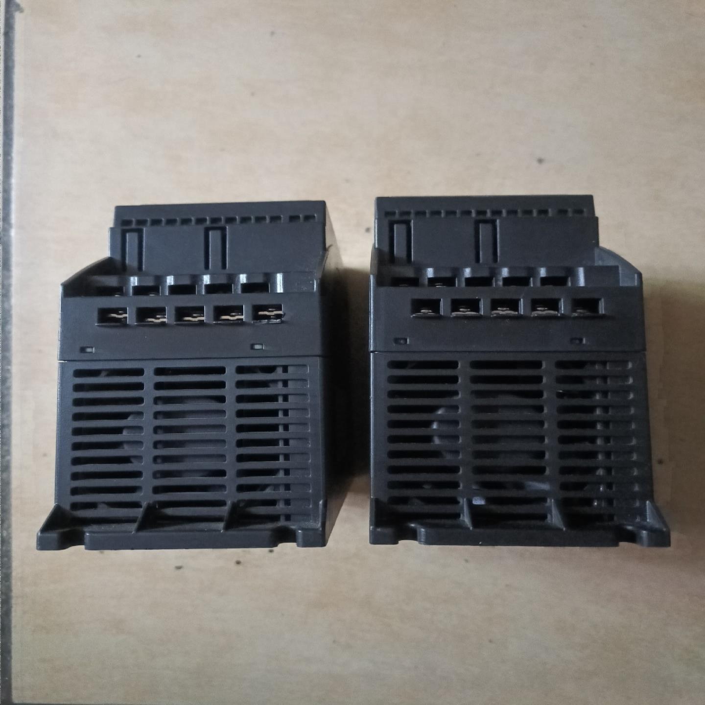 议价汇川变频器 MD200S0.4-CAN ／220ⅴ、0.