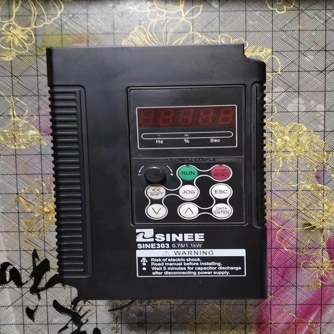 【汇生 】拆机SINE303-0R7G/1R1P正玄变频器，电压380【议价】