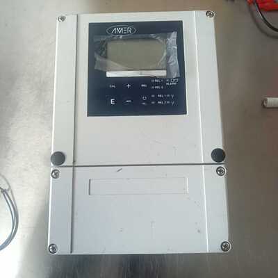 【顺庆】Liquisys M电导率变送器，新的，外壳有划痕，磕碰【议价