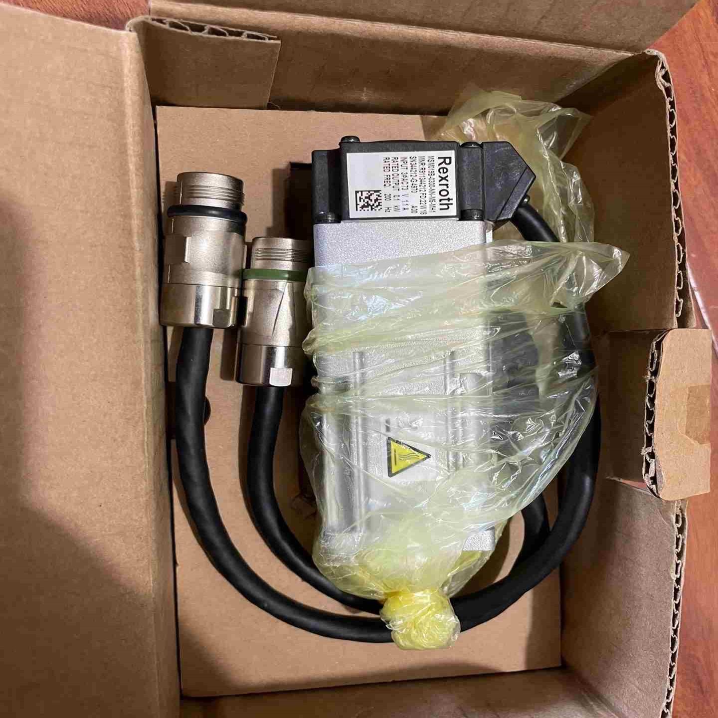 议~力士乐电机 MSM019B-0300-NN-M0-CH0 全