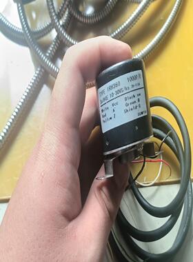 IRH320  1000PR两个（基数电子）