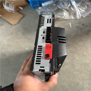 SEW变频器MDX61B0005 议 5A3 拆机件