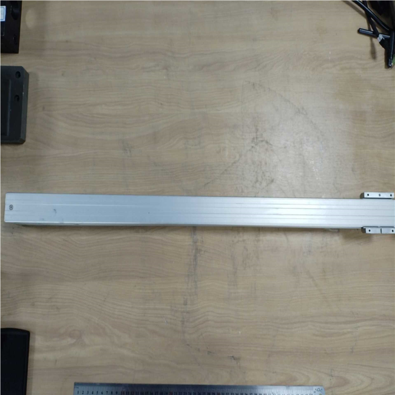 议价二手线轨，行程521mm，长536mm宽65mm高55mm，