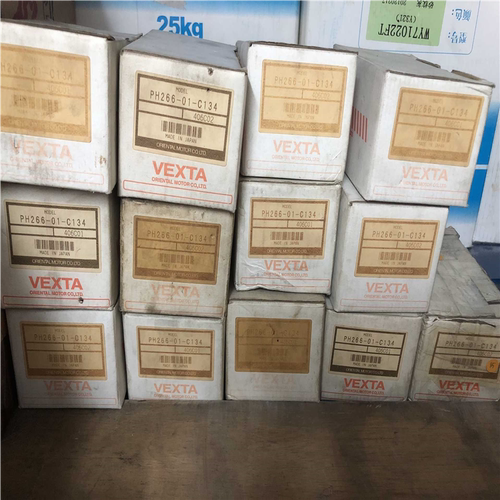 议~东方步进驱动器电机 PH266-01-C134