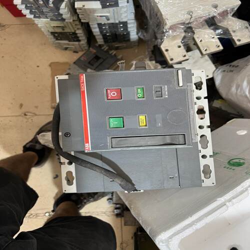(议价)ABB断路器 T6N 630A带电操