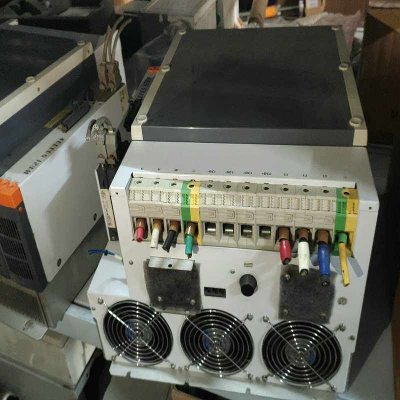 ACOPOS 128M 8V128M.001-2   8AC（gg设备）