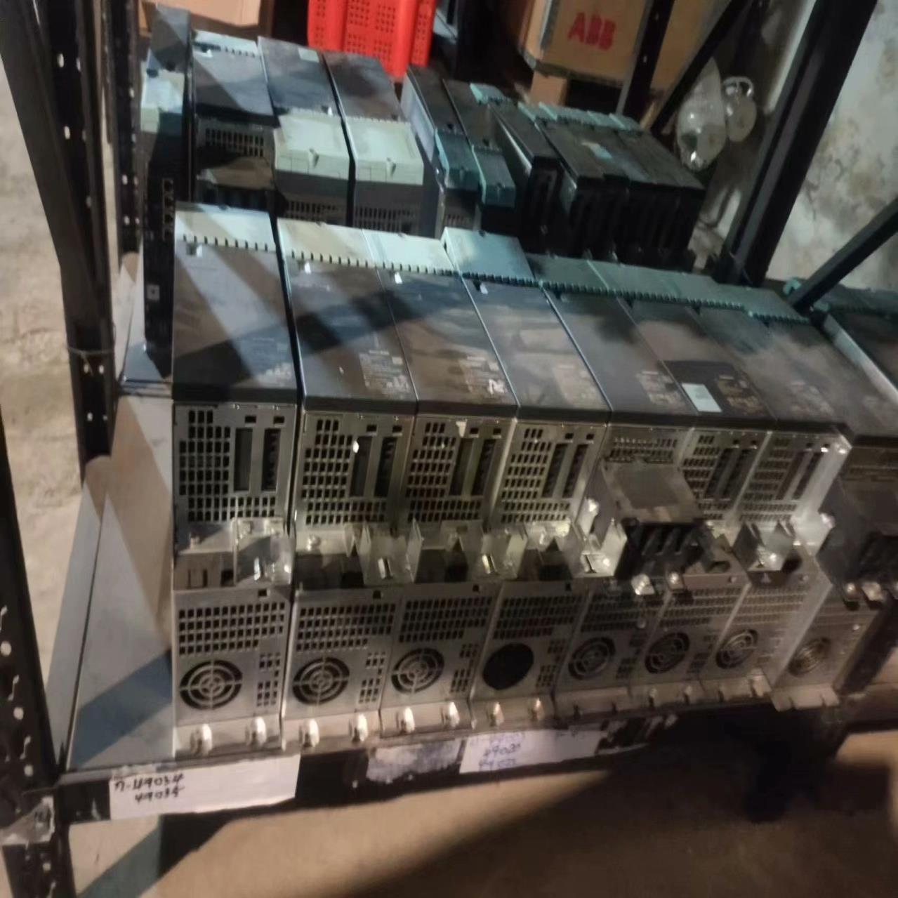 6SL3120-1TE13-0AD0 1800   SL31(崽崽配件）