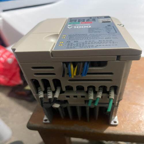(议价)安川变频器V1000CIMR-VB4A0005BBA/1.5