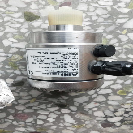 ABB变送器D32425，  261GS -cjp821.压（夫美商行）