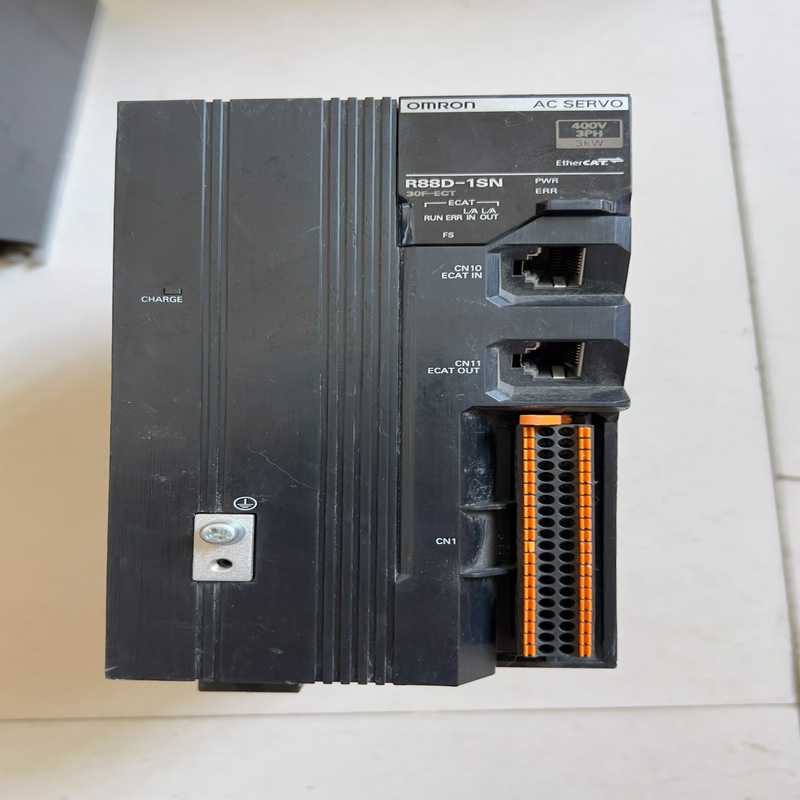 询价~驱动器，R88D-1SN30F-ECT    3KW