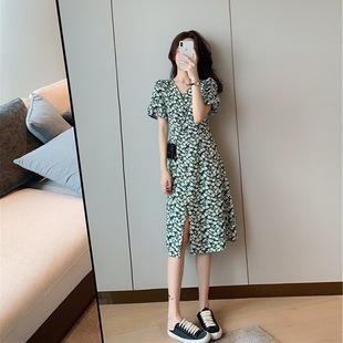 欧洲站茶歇法式 小众甜美气质御姐v领长裙 泡泡袖 碎花连衣裙女夏季