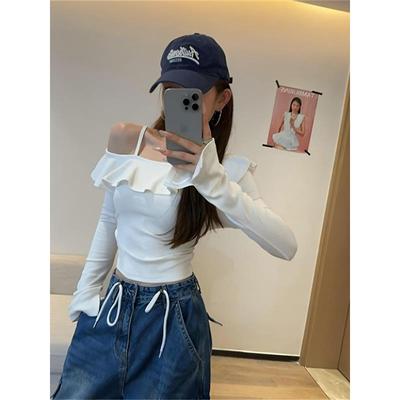 白色不规则荷叶边斜肩吊带长袖T恤女韩系氛围感穿搭修身露肩上衣