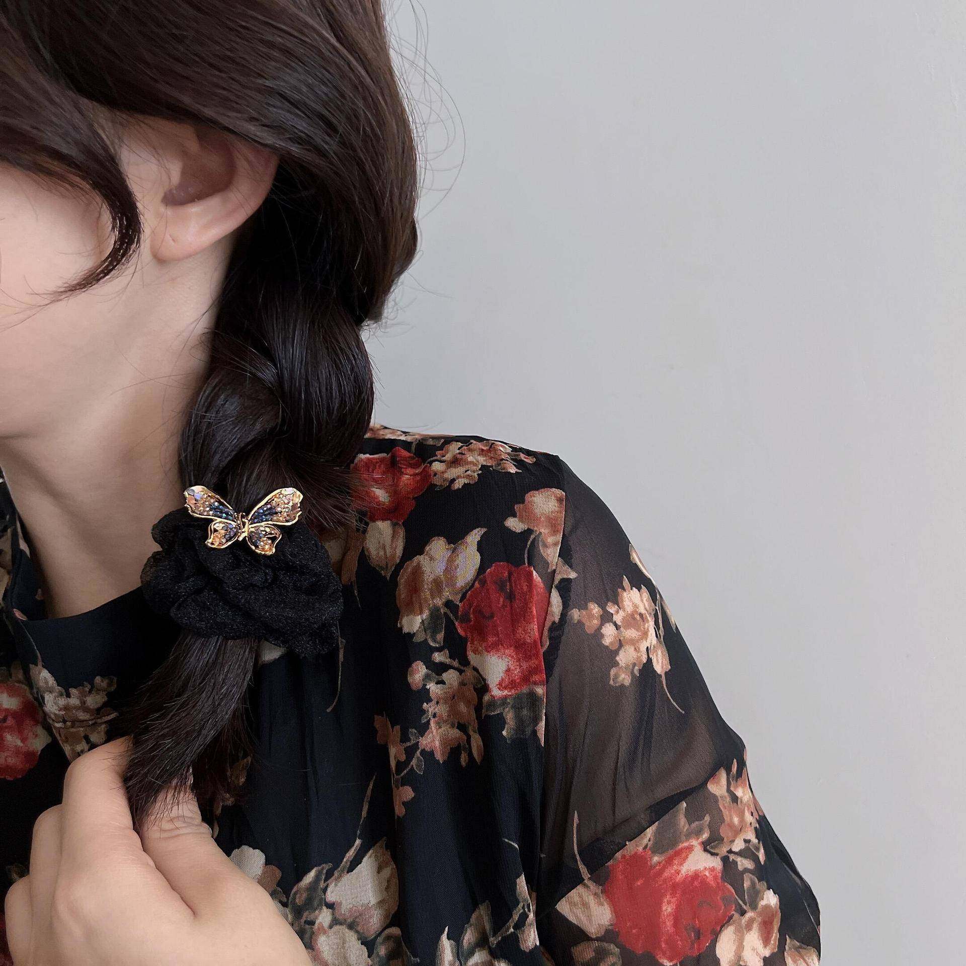 饰品简约蝴蝶发圈发饰贝壳镶边手工穿珠编织水晶皮筋发绳配饰,家庭/个人清洁工具,发圈/发网,淘宝优惠券,粉丝福利购,淘宝优惠卷