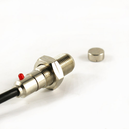 好货JK8002D霍尔开关传感器JK8002C接近光电感应磁性开关直径12MM