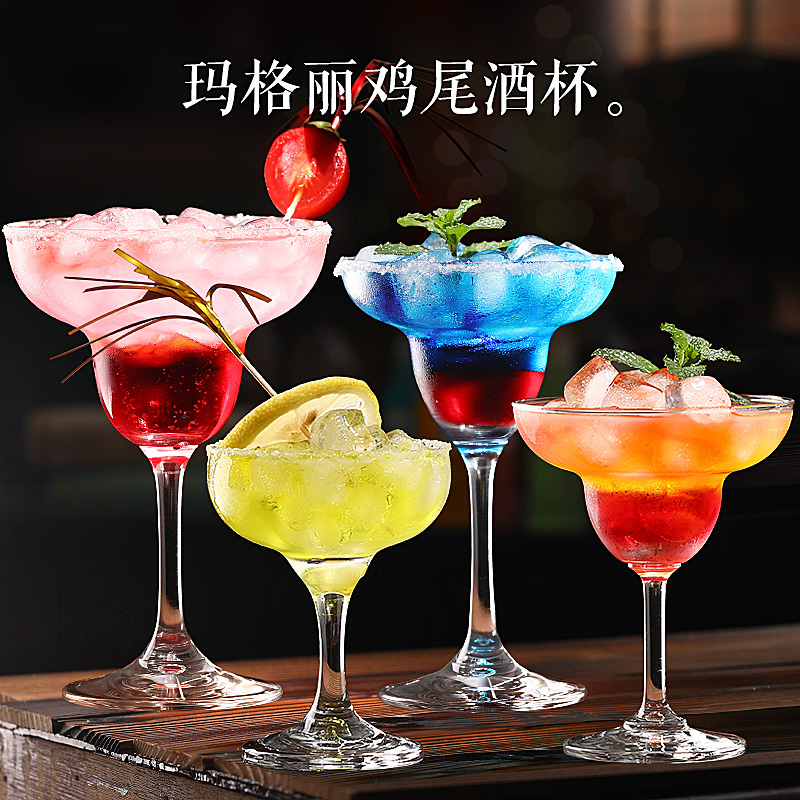 创意鸡尾酒杯 个性 香槟杯婚礼用杯叠塔酒吧调酒装饰三角马天尼杯
