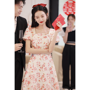 速发敬酒服新娘酒红色平时连穿订出可衣裙春夏碎花回门婚阁宴红裙