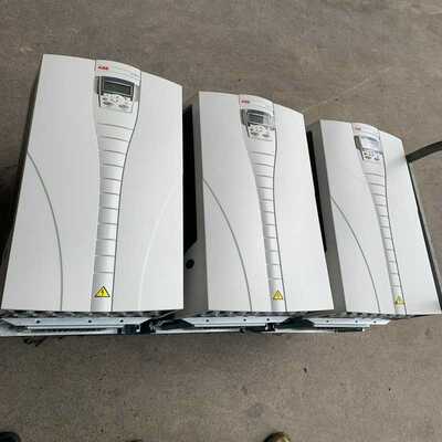 ABB变频器160KWACS510-01-290A-4 AC【侨报商行】