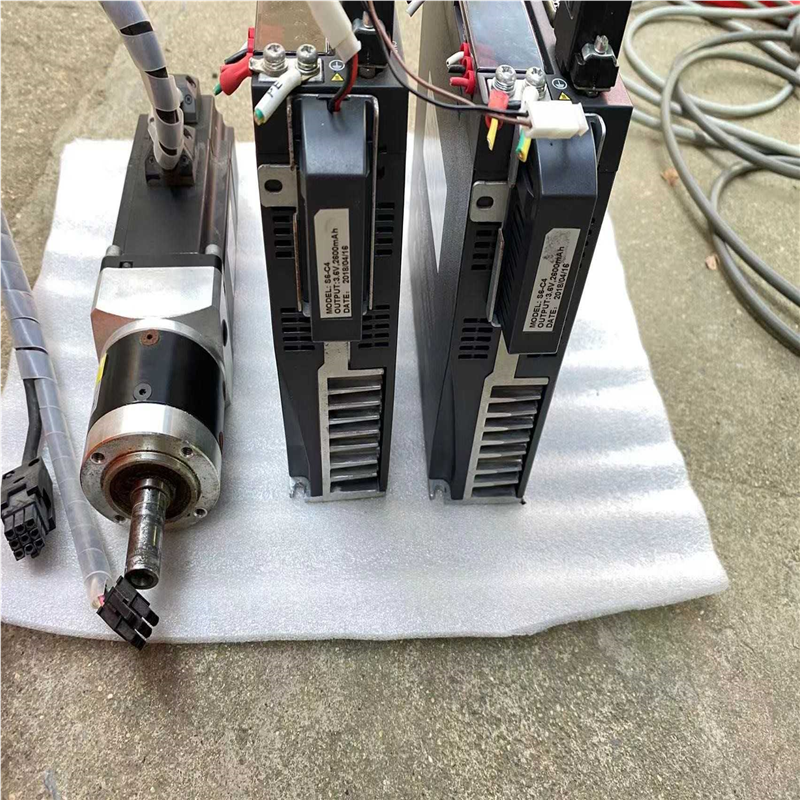 汇川伺服驱动器IS620NS5R5I（750W驱动一台350~议价