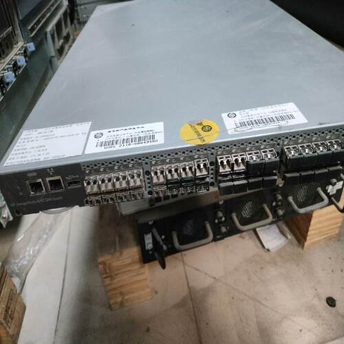 HP 8/40 SAN 交换机 AM869A（憨憨电子）